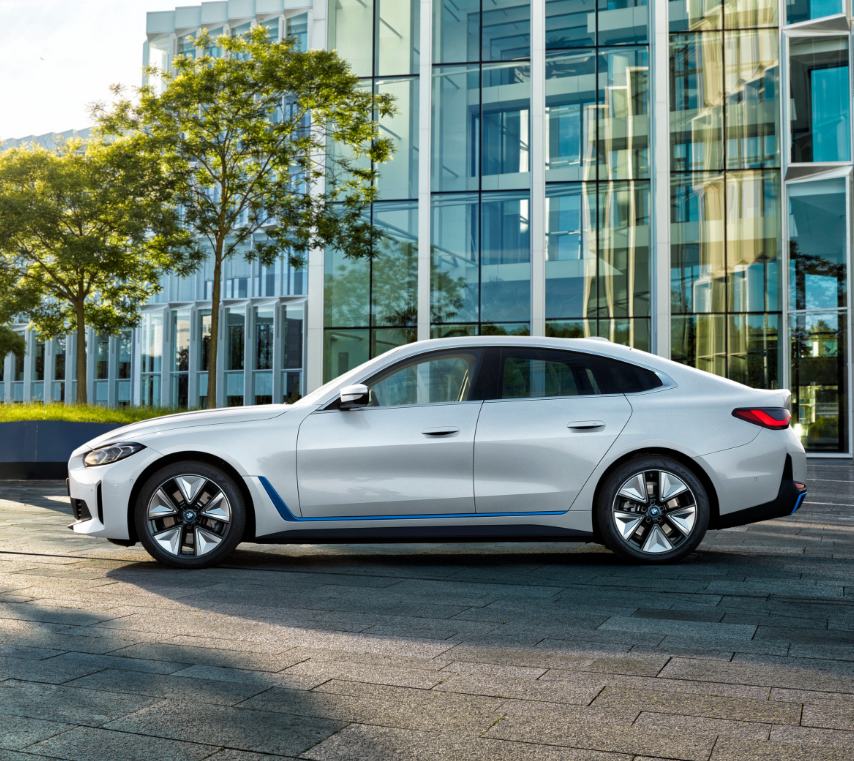 BMW i4