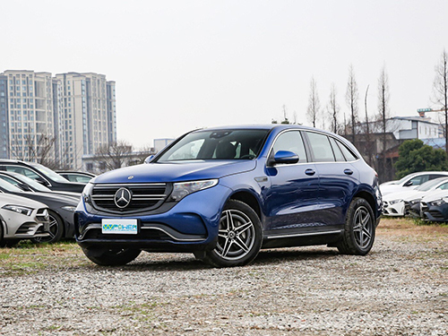 The Mercedes-Benz eqc